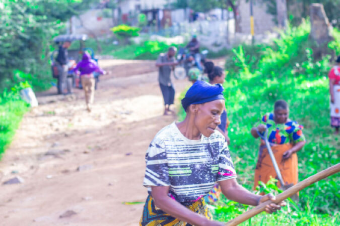 Katika kutekeleza mradi wetu wa SASA unaofadhiliwa na GIZ Mwanza tuliweza kuwashawishi jamii na shule mbalimbali kutumia njia za asili katika kutunza mazingira